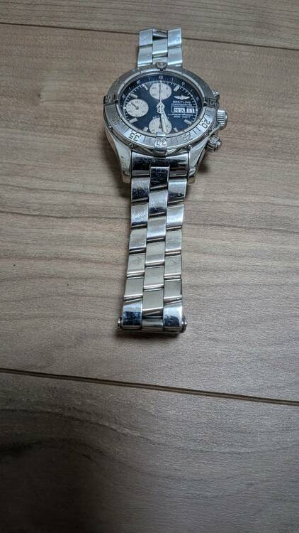 ブライトリング スーパーオーシャン A13340（高級時計）の商品画像 - 査定依頼日：2025年12月19日 - 最高査定価格：260,000円