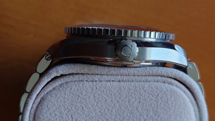 オメガ シーマスター OMEGA プラネットオーシャン 600コーアクシャル（高級時計）の商品画像 - 査定依頼日：2026年3月4日 - 最高査定価格：550,000円