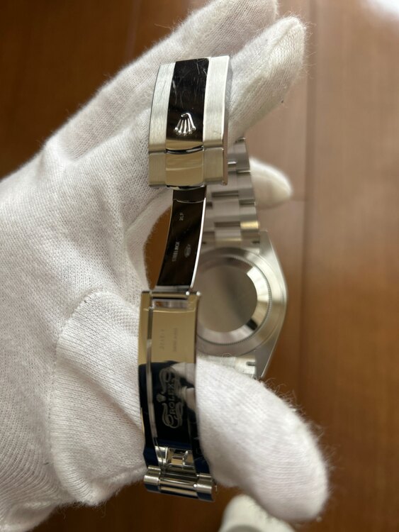 ロレックス デイトジャスト 12630（高級時計）の商品画像 - 査定依頼日：2023年12月11日 - 最高査定価格：1,200,000円