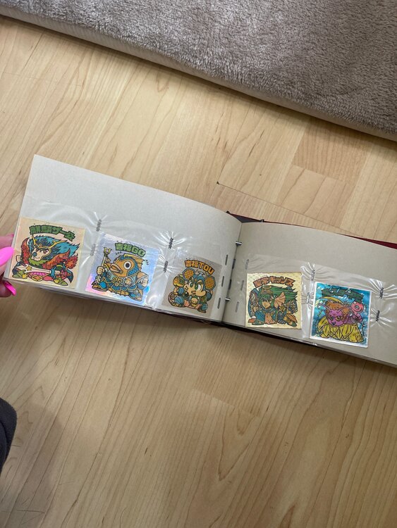 ビックリマンシール（トレカ）の商品画像 - 査定依頼日：2025年4月10日 - 最高査定価格：3,000円