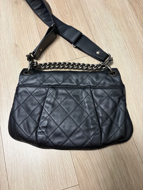 シャネル CHANEL 2WAY ココマーク16番台 ショルダーバッグ（ブランドバッグ）の商品画像 - 査定依頼日：2025年12月9日 - 最高査定価格：200,000円