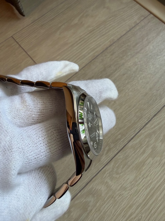 ロレックス エクスプローラー（高級時計）の商品画像 - 査定依頼日：2026年7月26日 - 最高査定価格：1,400,000円