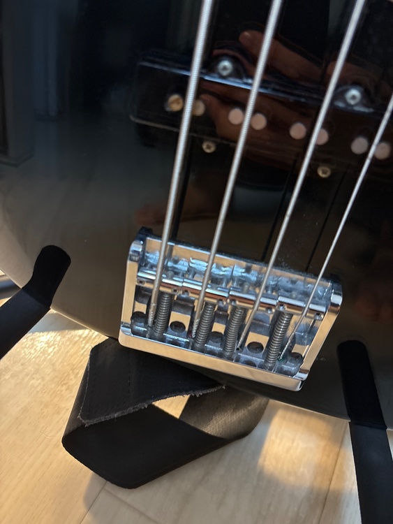 fender standard jazz bass（ピアノ・楽器・PA機材）の商品画像 - 査定依頼日：2026年7月13日 - 最高査定価格：35,000円