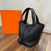ピコタンPM ブラック（ブランドバッグ）の商品画像 - 美品 - 査定完了日：2026.01.30 - 最高査定価格：330,000円