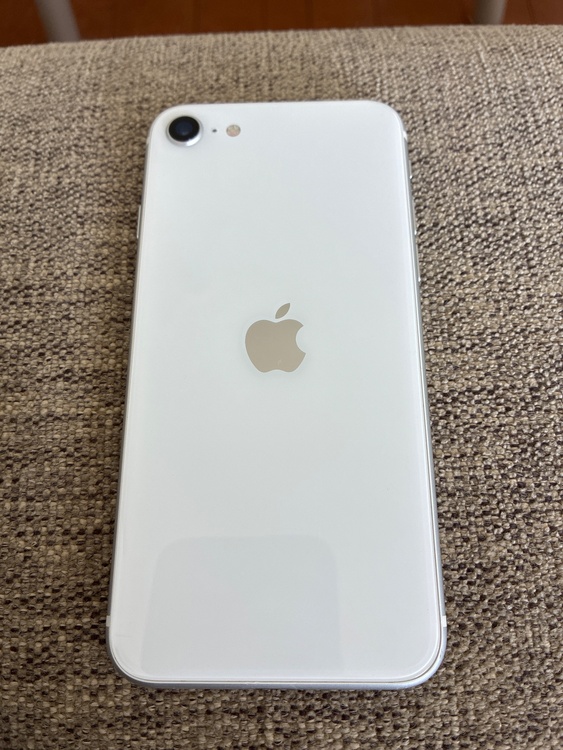 iPhone iPhone SE (第 2 世代) 64GB SIMフリー（スマホ）の商品画像 - 査定依頼日：2026年9月14日 - 最高査定価格：11,000円
