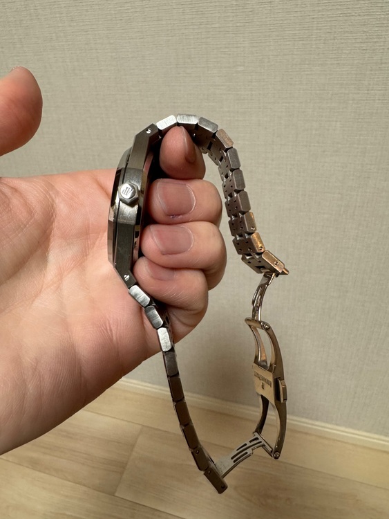 Ref.15300ST.OO.1220ST.99（高級時計）の商品画像 - 査定依頼日：2025年10月18日 - 最高査定価格：4,200,000円