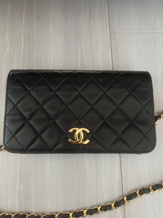 CHANELミニマトラッセ（ブランドバッグ）の商品画像 - 査定依頼日：2026年1月9日 - 最高査定価格：210,000円