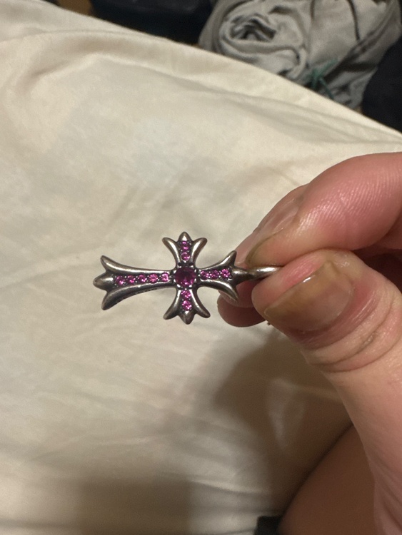 ファットクロス/タイニーファットクロスチャーム（宝石）の商品画像 - 査定依頼日：2026年2月27日 - 最高査定価格：100,000円