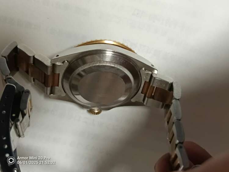 ロレックス サブマリーナー （高級時計）の商品画像 - 査定依頼日：2025年6月1日 - 最高査定価格：1,600,000円