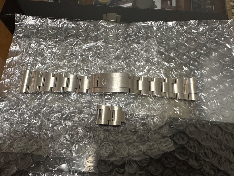 ダークロジウム39mm（高級時計）の商品画像 - 査定依頼日：2025年7月15日 - 最高査定価格：1,050,000円