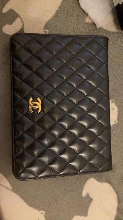 マトラッセ（ブランドバッグ）の商品画像 - 査定依頼日：2025年7月19日 - 最高査定価格：200,000円