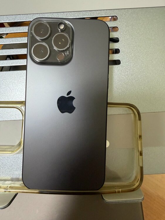 iPhone 15 Pro Max 512GB SIMフリー（スマホ）の商品画像 - 査定依頼日：2026年2月23日 - 最高査定価格：65,000円