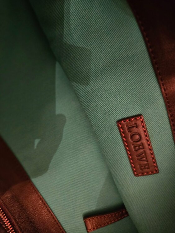 ロエベ（ブランドバッグ）の商品画像 - 査定依頼日：2026年4月7日 - 最高査定価格：20,000円