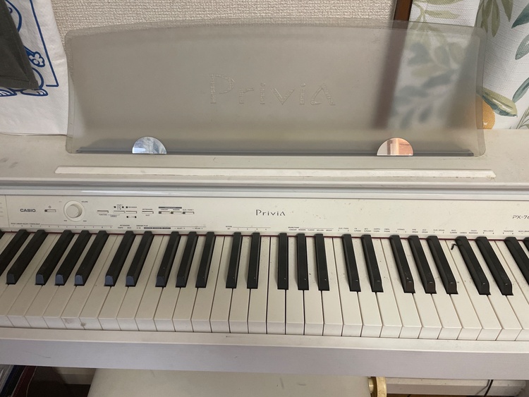 Privia（ピアノ・楽器・PA機材）の商品画像 - 査定依頼日：2026年6月3日 - 最高査定価格：10,000円