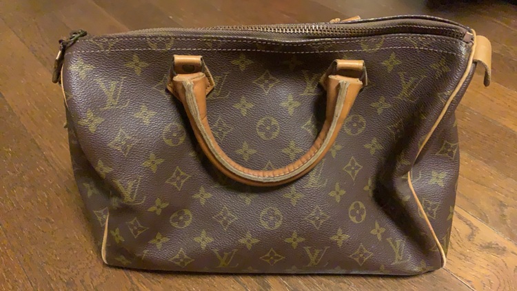 ルイヴィトン スピーディー （ブランドバッグ）の商品画像 - 査定依頼日：2025年10月6日 - 最高査定価格：25,000円