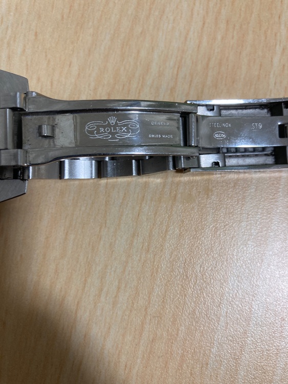 ロレックス サブマリーナ デイト 126610LV グリーンベゼル（高級時計）の商品画像 - 査定依頼日：2025年11月25日 - 最高査定価格：2,900,000円