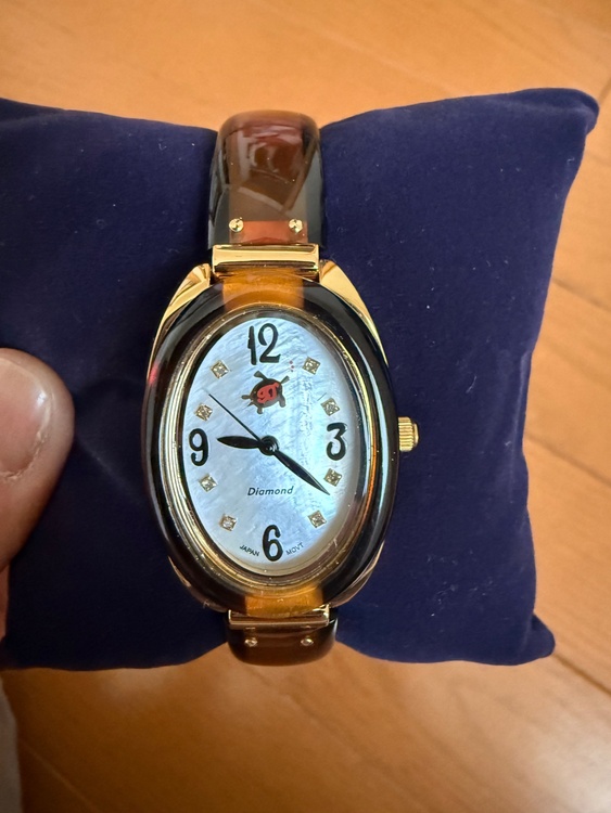 トータスジュエリー べっ甲 腕時計（高級時計）の商品画像 - 査定依頼日：2026年3月29日 - 最高査定価格：10,000円