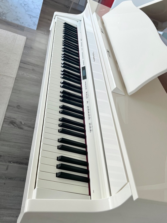 GP607（ピアノ・楽器・PA機材）の商品画像 - 査定依頼日：2026年1月8日 - 最高査定価格：130,000円