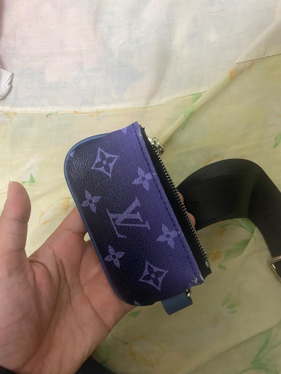 Louis Vuitton モノグラム ショルダーバッグ パープル（ブランドバッグ）の商品画像 - 査定依頼日：2026年6月18日 - 最高査定価格：100,000円