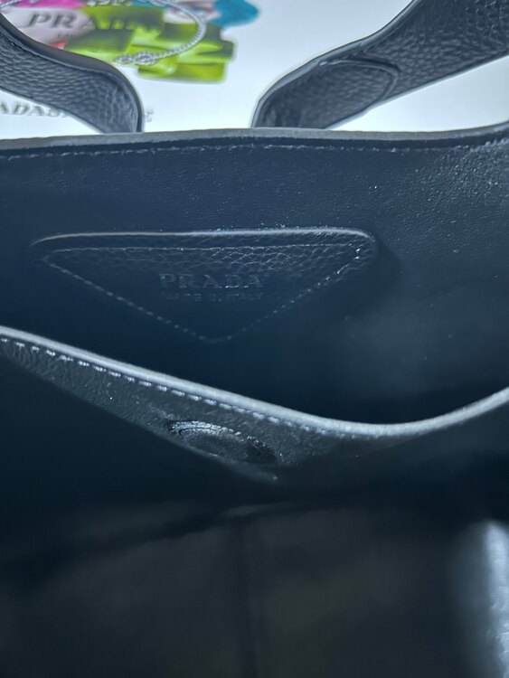 プラダ  （ブランドバッグ）の商品画像 - 査定依頼日：2025年3月28日 - 最高査定価格：190,000円