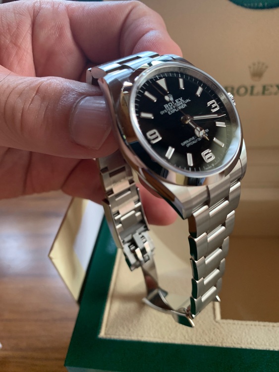 ロレックス エクスプローラー 124270（高級時計）の商品画像 - 査定依頼日：2025年8月25日 - 最高査定価格：1,200,000円