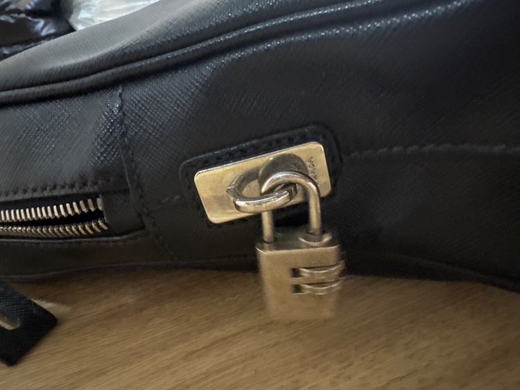 ビジネスバッグ（ブランドバッグ）の商品画像 - 査定依頼日：2026年2月23日 - 最高査定価格：70,000円