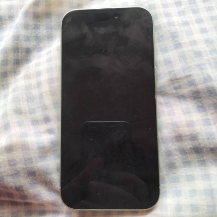 iPhone 17 256GB docomo（スマホ）の商品画像 - 査定依頼日：2026年3月22日 - 最高査定価格：108,000円