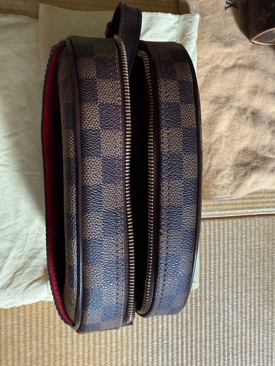 ブロア（ブランドバッグ）の商品画像 - 査定依頼日：2025年9月25日 - 最高査定価格：160,000円