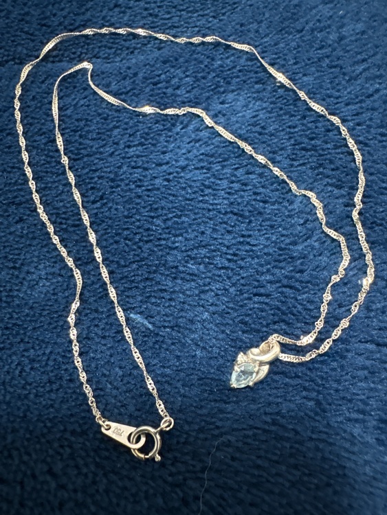 750石付きネックレス（金・貴金属）の商品画像 - 査定依頼日：2026年1月22日 - 最高査定価格：100,000円