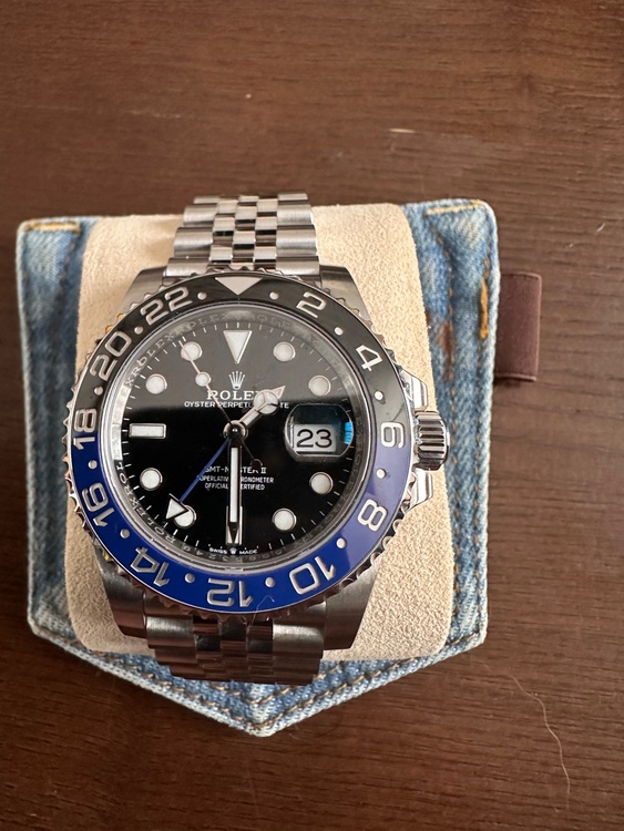 ロレックス GMTマスター 126710（高級時計）の商品画像 - 査定依頼日：2026年3月30日 - 最高査定価格：3,050,000円