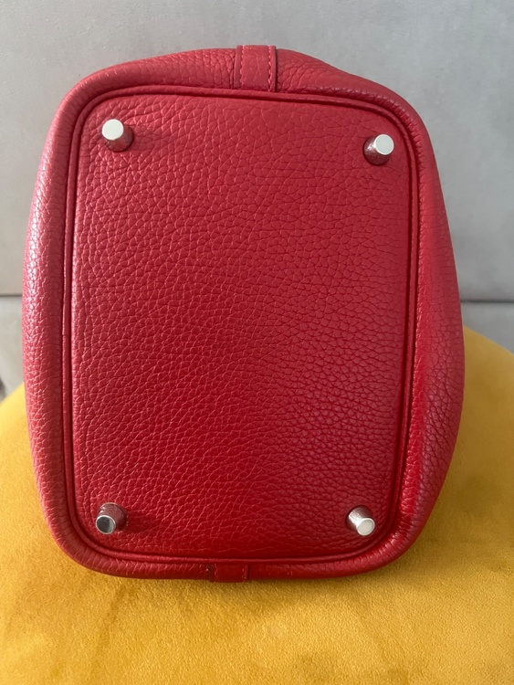 ピコタンpm（ブランドバッグ）の商品画像 - 査定依頼日：2026年3月9日 - 最高査定価格：290,000円