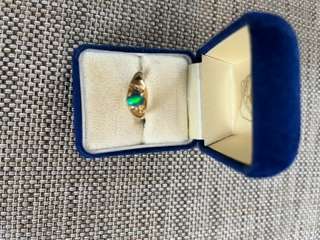 ブラックオパール指輪（宝石）の商品画像 - 査定依頼日：2023年7月14日 - 最高査定価格：30,000円