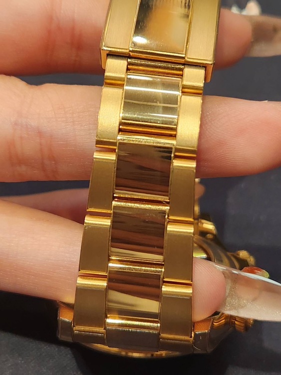 ロレックス デイトナ 126528LNるま（高級時計）の商品画像 - 査定依頼日：2025年12月10日 - 最高査定価格：32,000,000円