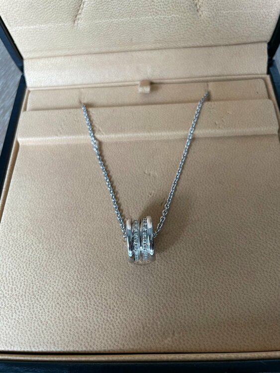 ビーゼロワン　ネックレス　ホワイトゴールド　ダイヤ（金・貴金属）の商品画像 - 査定依頼日：2026年2月14日 - 最高査定価格：350,000円