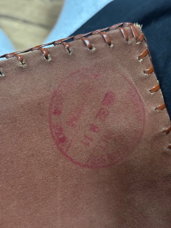 キューバ製　クロコダイル革　財布（美術品・骨董品）の商品画像 - 査定依頼日：2026年1月20日 - 最高査定価格：100,000円