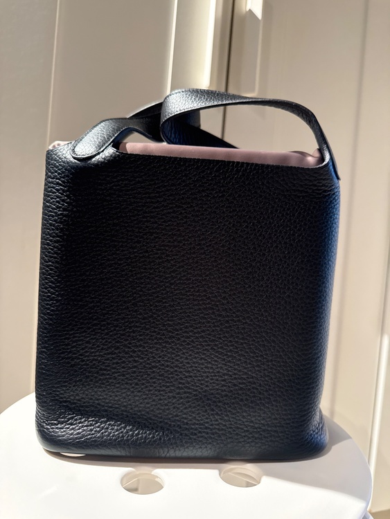 エルメス ピコタン （ブランドバッグ）の商品画像 - 査定依頼日：2026年1月15日 - 最高査定価格：750,000円