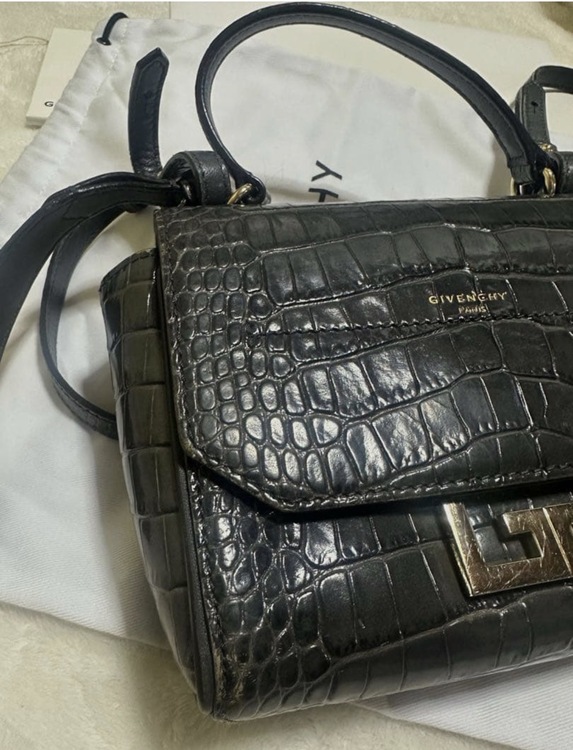 GIVENCHY ジバンシィ エデン ミニ クロコ型押し・グレー 2WAY ショルダーバッグ（ブランドバッグ）の商品画像 - 査定依頼日：2026年8月20日 - 最高査定価格：45,000円
