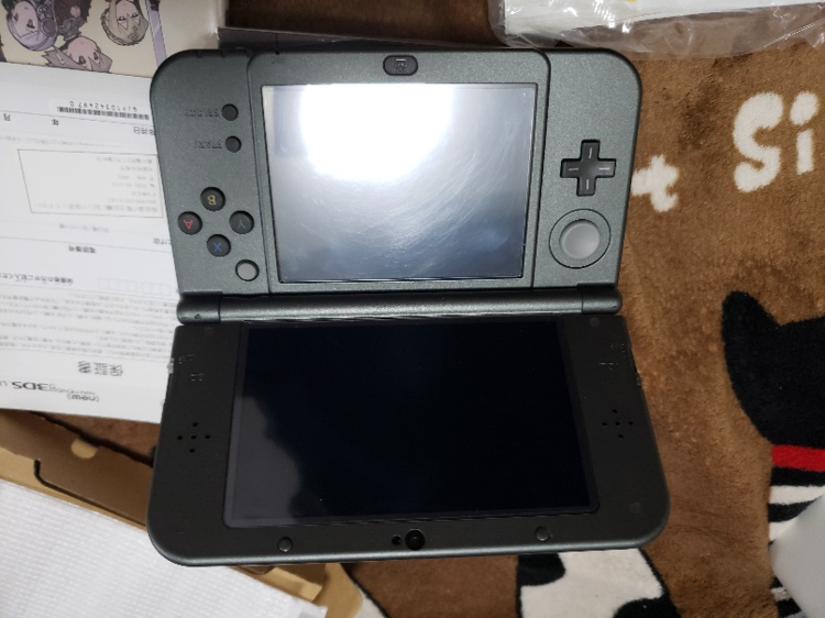 Newニンテンドー３DSLL（ゲーム機本体・ゲームソフト）の商品画像 - 査定依頼日：2020年5月24日 - 最高査定価格：5,200円