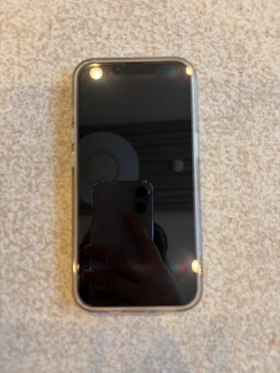 iPhone 13 128GB 楽天モバイル（スマホ）の商品画像 - 査定依頼日：2026年5月11日 - 最高査定価格：40,000円