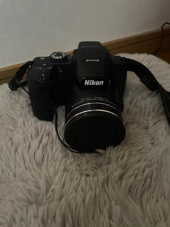 Nikon coolpuxB700（カメラ）の商品画像 - 査定依頼日：2025年12月25日 - 最高査定価格：21,000円