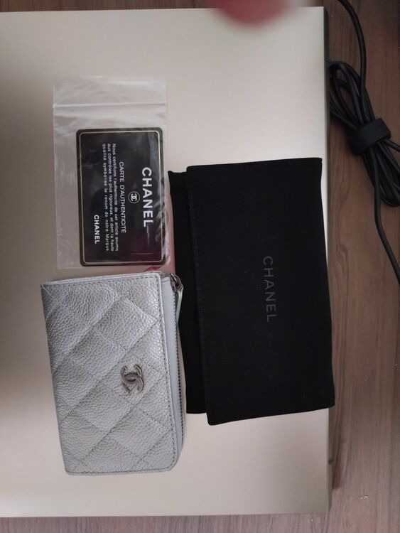 コインパース（ブランド財布・小物）の商品画像 - 査定依頼日：2025年10月30日 - 最高査定価格：20,000円