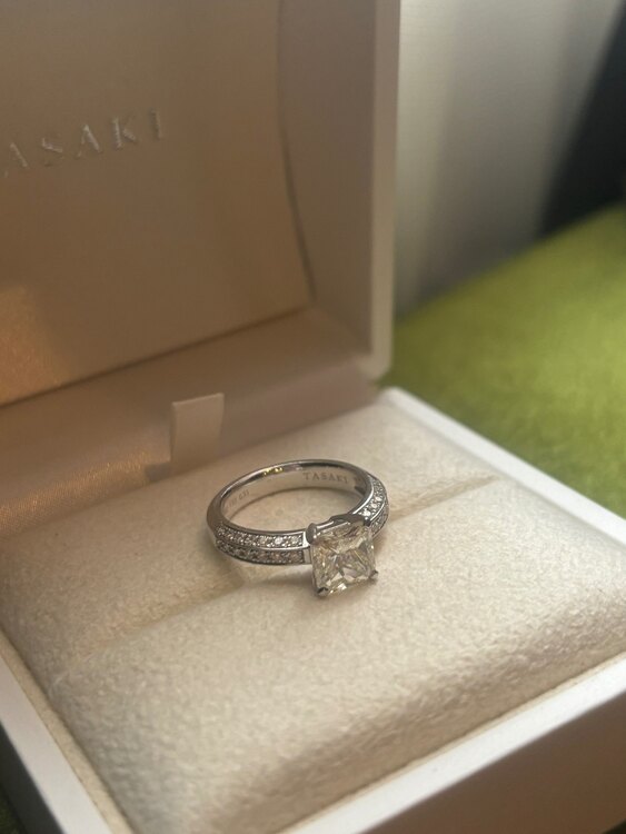 TASAKIダイヤモンド1.53ctリング（宝石）の商品画像 - 査定依頼日：2025年1月2日 - 最高査定価格：200,000円
