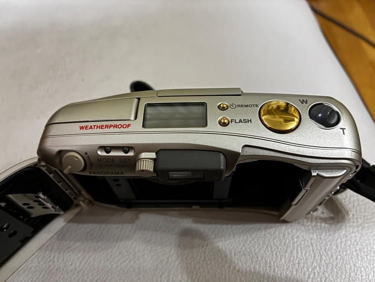 オリンパスmju zoom105（カメラ）の商品画像 - 査定依頼日：2026年7月18日 - 最高査定価格：10,000円