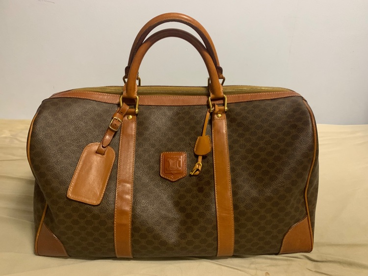 セリーヌ  （ブランドバッグ）の商品画像 - 査定依頼日：2025年7月20日 - 最高査定価格：33,000円