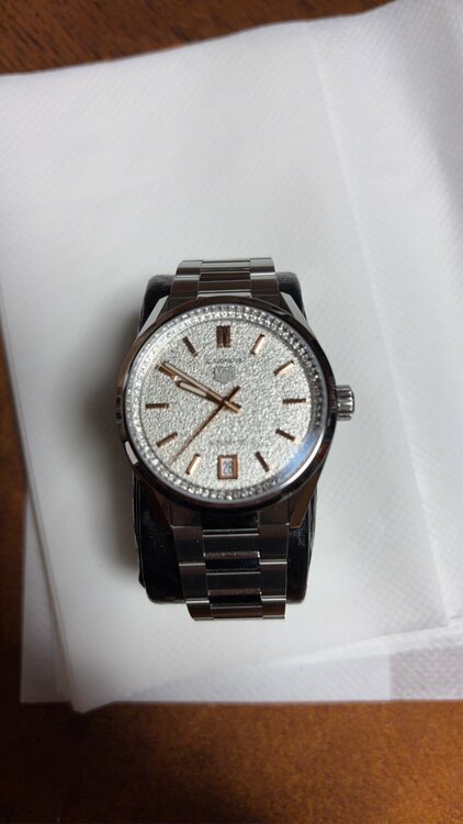 タグホイヤー カレラ （高級時計）の商品画像 - 査定依頼日：2026年4月16日 - 最高査定価格：335,000円