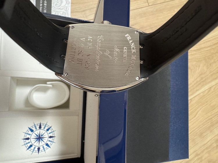 フランクミュラー その他 V45S CD T T（高級時計）の商品画像 - 査定依頼日：2025年6月17日 - 最高査定価格：600,000円