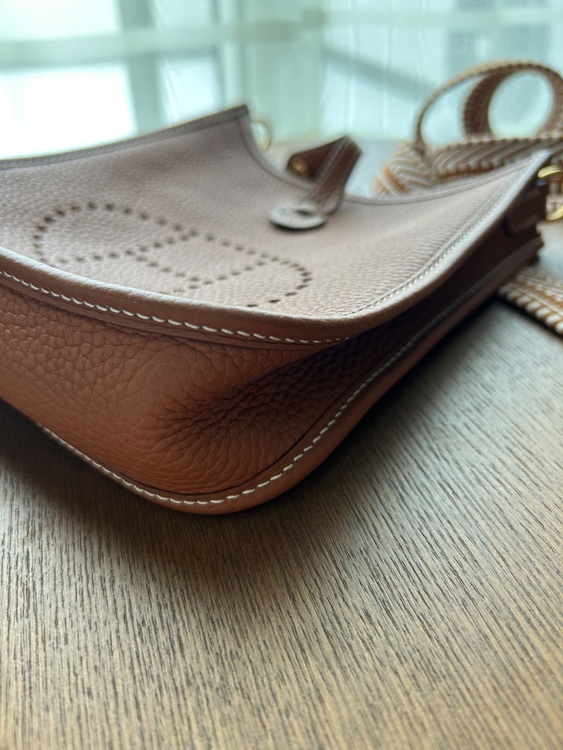 エルメス エブリン （ブランドバッグ）の商品画像 - 査定依頼日：2025年7月13日 - 最高査定価格：330,000円