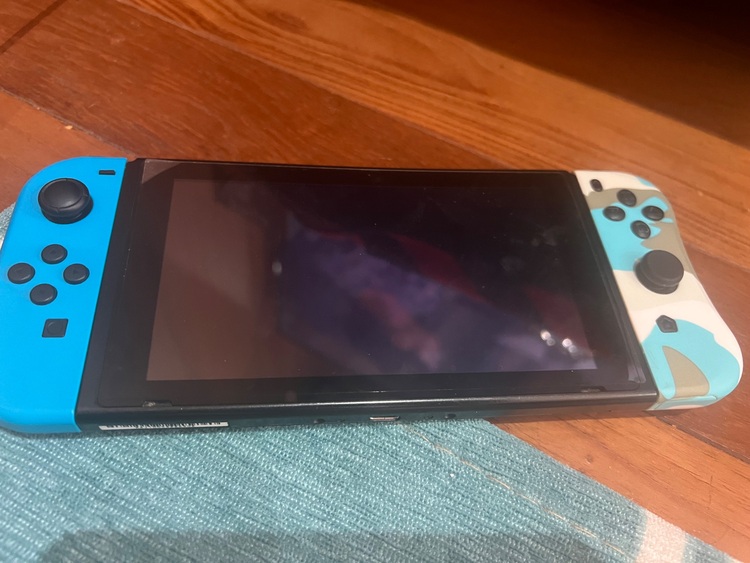 Switch本体  箱無し（ゲーム機本体・ゲームソフト）の商品画像 - 査定依頼日：2025年6月6日 - 最高査定価格：10,000円