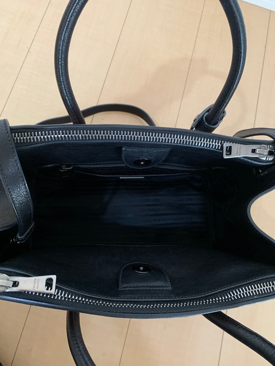 グレースカーフ2WAYバイカラー（ブランドバッグ）の商品画像 - 査定依頼日：2025年12月5日 - 最高査定価格：60,000円