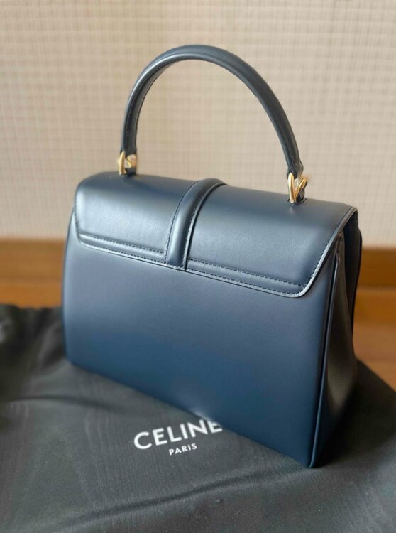 セリーヌセーズ（ブランドバッグ）の商品画像 - 査定依頼日：2025年1月4日 - 最高査定価格：250,000円